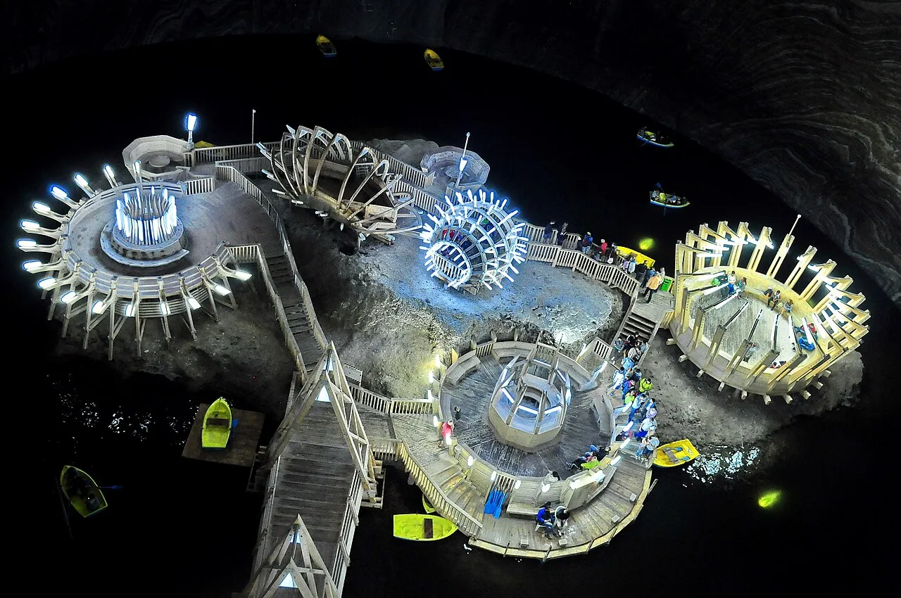 Mina Terezia din Salina Turda, fotografiata din balconul Minei Rudolf.
